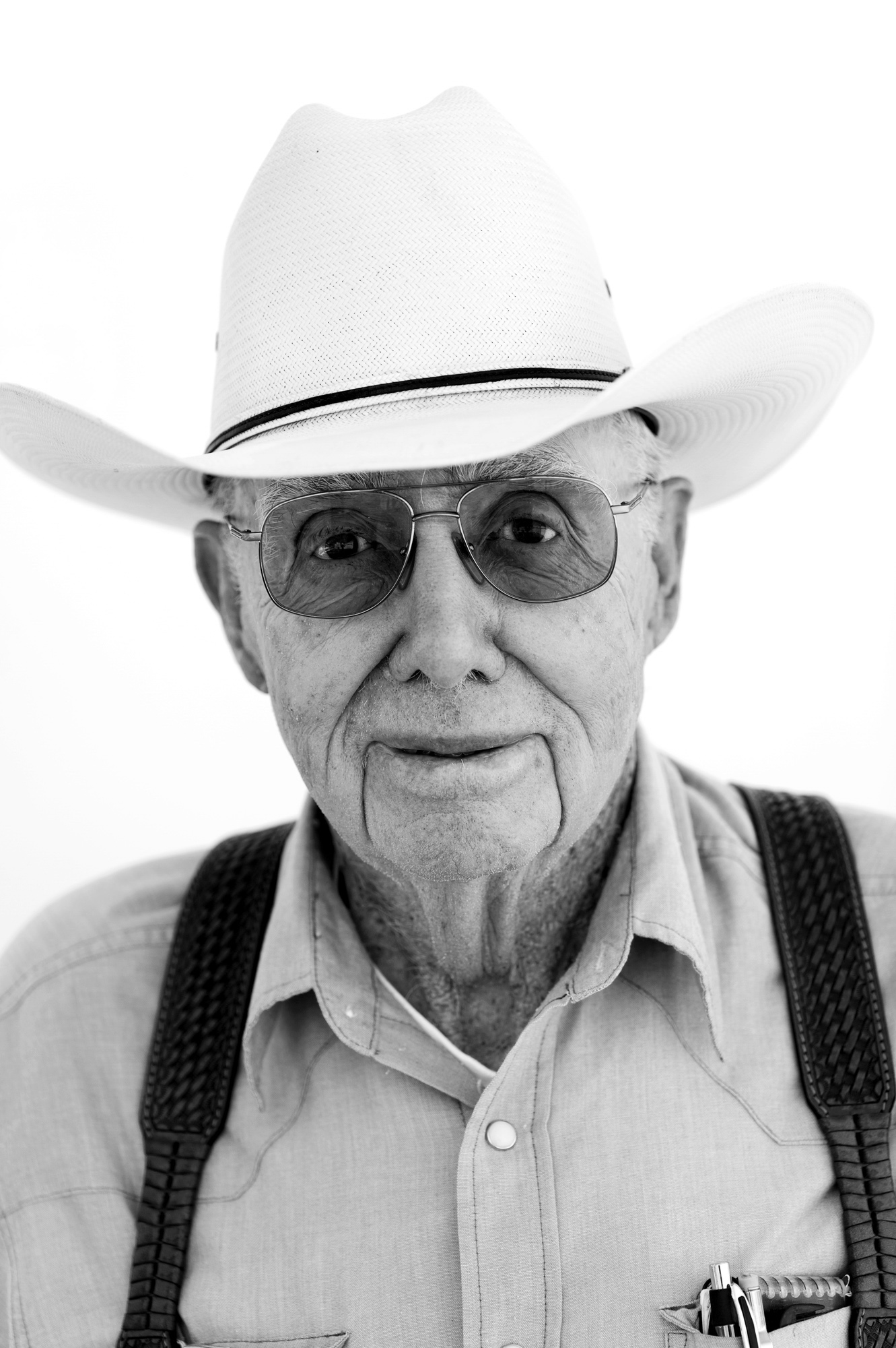 Black and white portrait of a cowboy in Paradise Valley, NV.